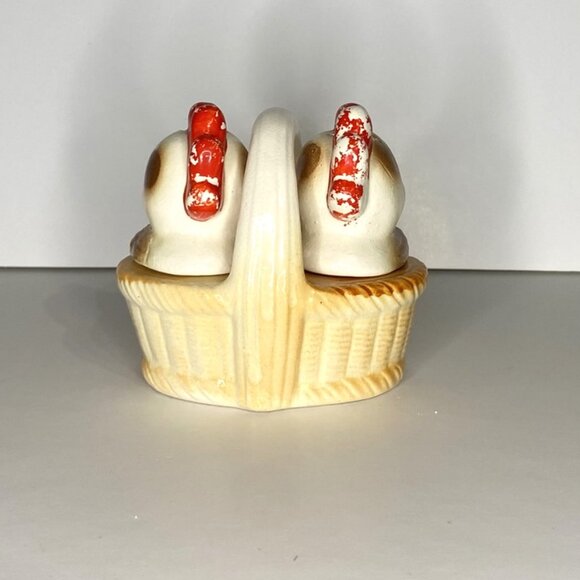 Vintage Chicks In Basket Salt & Pepper Shakers - Picture 5 of 11